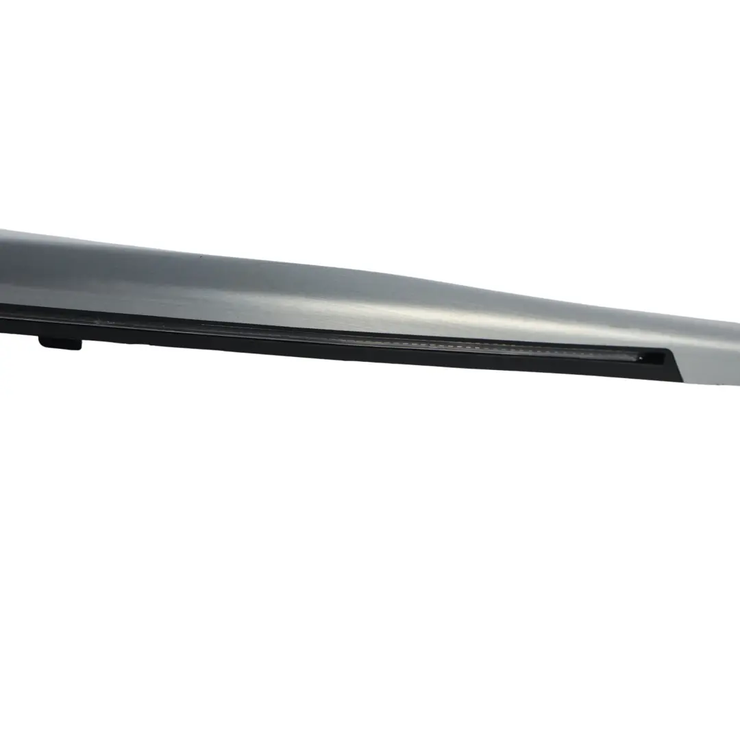 Garniture Porte Aluminium Avant Arrière Droit pour BMW F46 Gran Tourer à propos du numéro de pièce 7370524 BMW F46 Gran Tourer Garniture Porte Aluminium Avant Arrière Droit - SKU 7370524 - Numéro de pièce 7370524