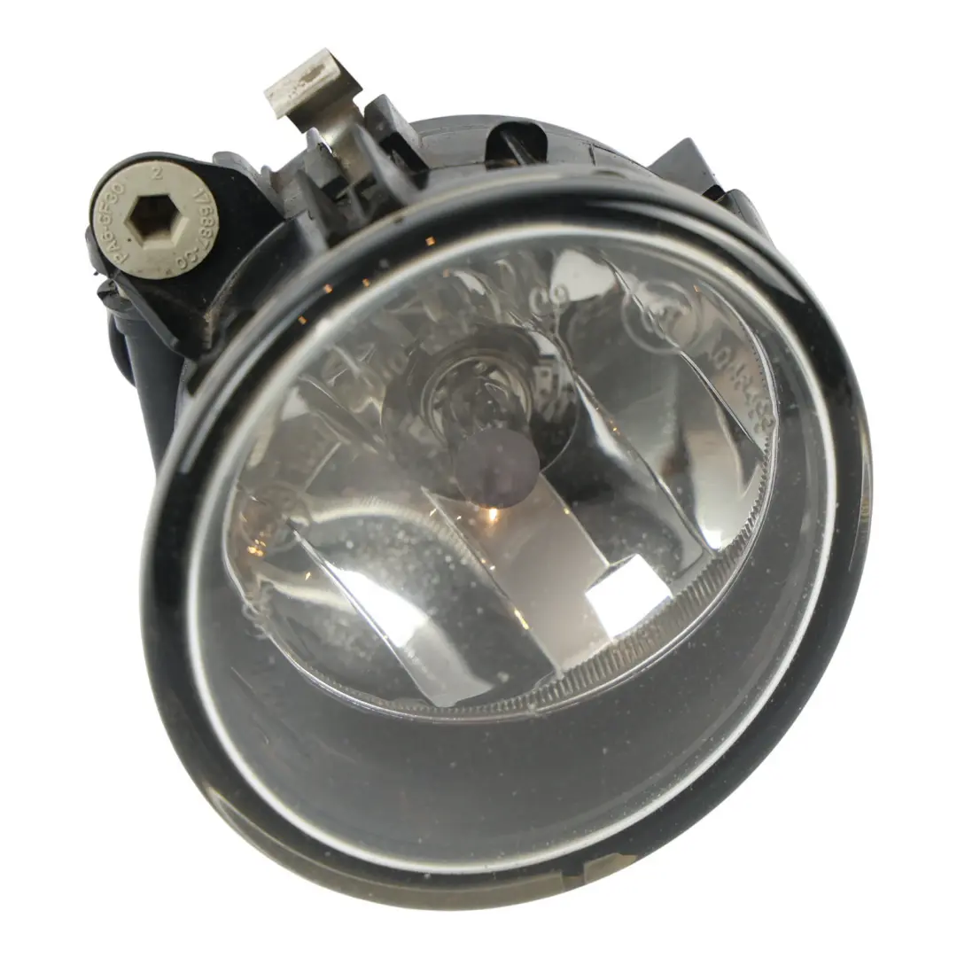 BMW X1 F48 X3 F25 X4 F26 X5 F15 Feu Antibrouillard Avant Gauche - SKU 7374145 - Numéro de pièce 7374145