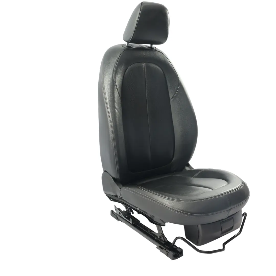 Fotel Przedni Lewy Skórzany Dakota Czarny do BMW F40 F45 F46 o numerze 7374855 BMW F40 F45 F46 Fotel Przedni Lewy Skórzany Dakota Czarny - SKU 7374855-2 - Numer Części 7374855