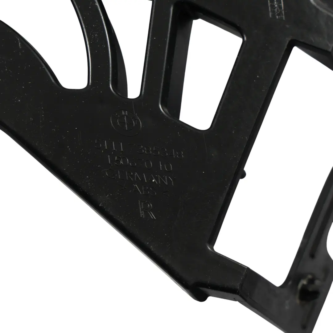 BMW G30 G31 Soporte Guía Parachoques Delantero Derecho - SKU 7385348 - Número de pieza 7385348