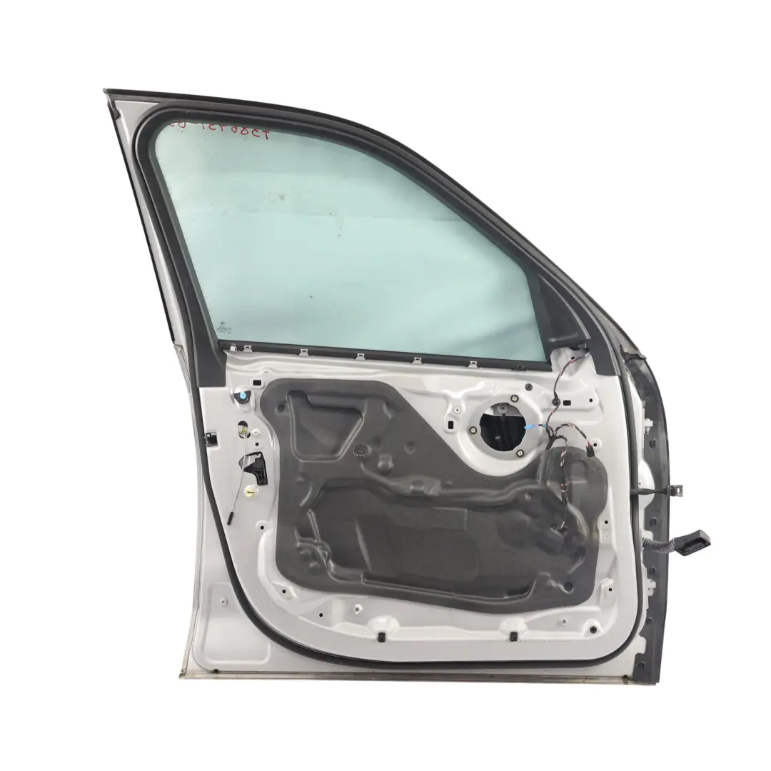 Puerta Delantera Izquierda Glacier Silver Metallic - A83 para BMW X5 F15 con número de pieza 7386737 BMW X5 F15 Puerta Delantera Izquierda Glacier Silver Metallic - A83 - SKU 7386737-GSB - Número de pieza 7386737