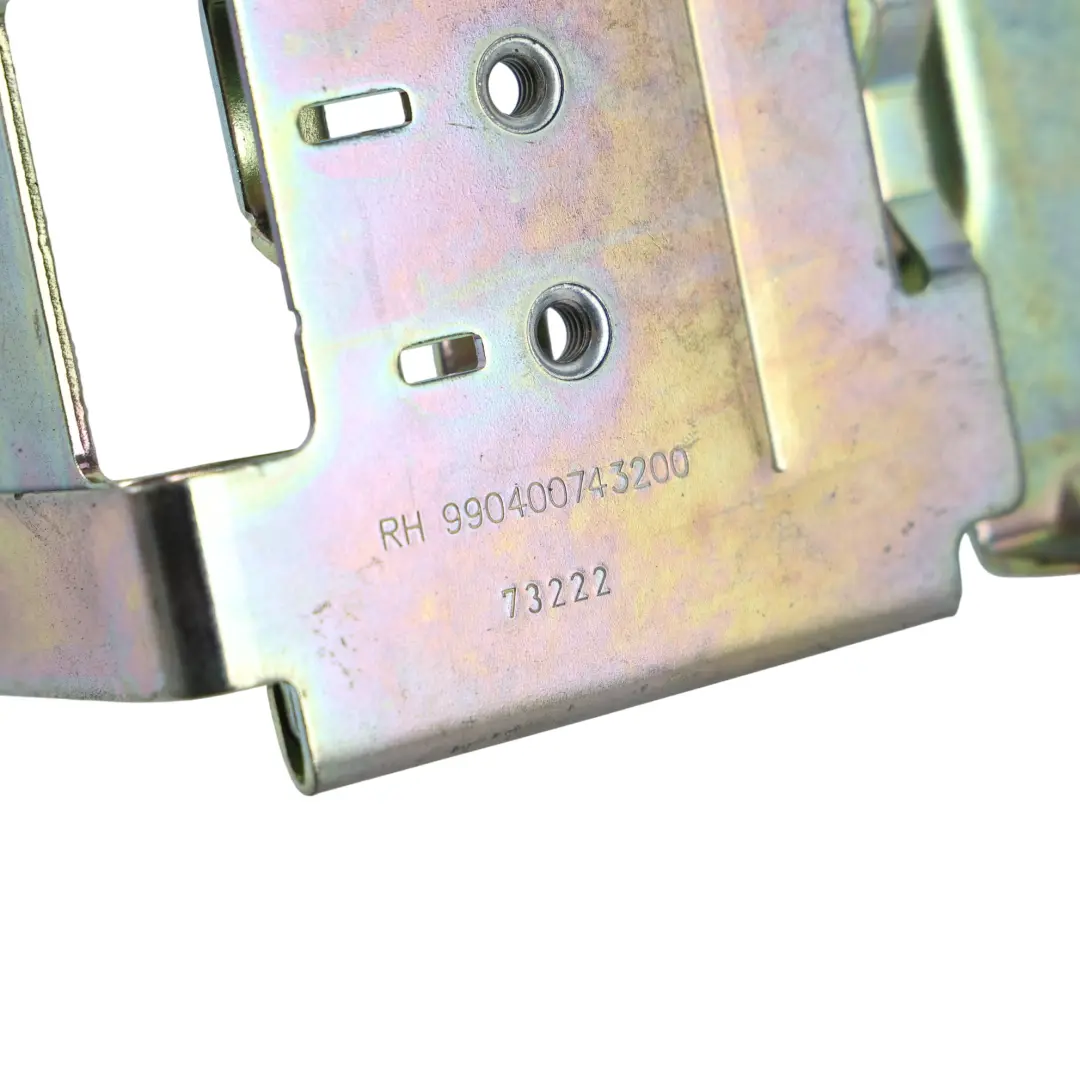 BMW G31 Soporte Persiana Maletero Derecho - SKU 7387502 - Número de pieza 7387502