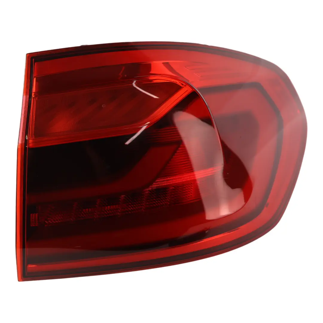 Feu Arrière Latéral Extérieur Arrière Droit pour BMW G31 Touring à propos du numéro de pièce 7388948 BMW G31 Touring Feu Arrière Latéral Extérieur Arrière Droit - SKU 7388948 - Numéro de pièce 7388948