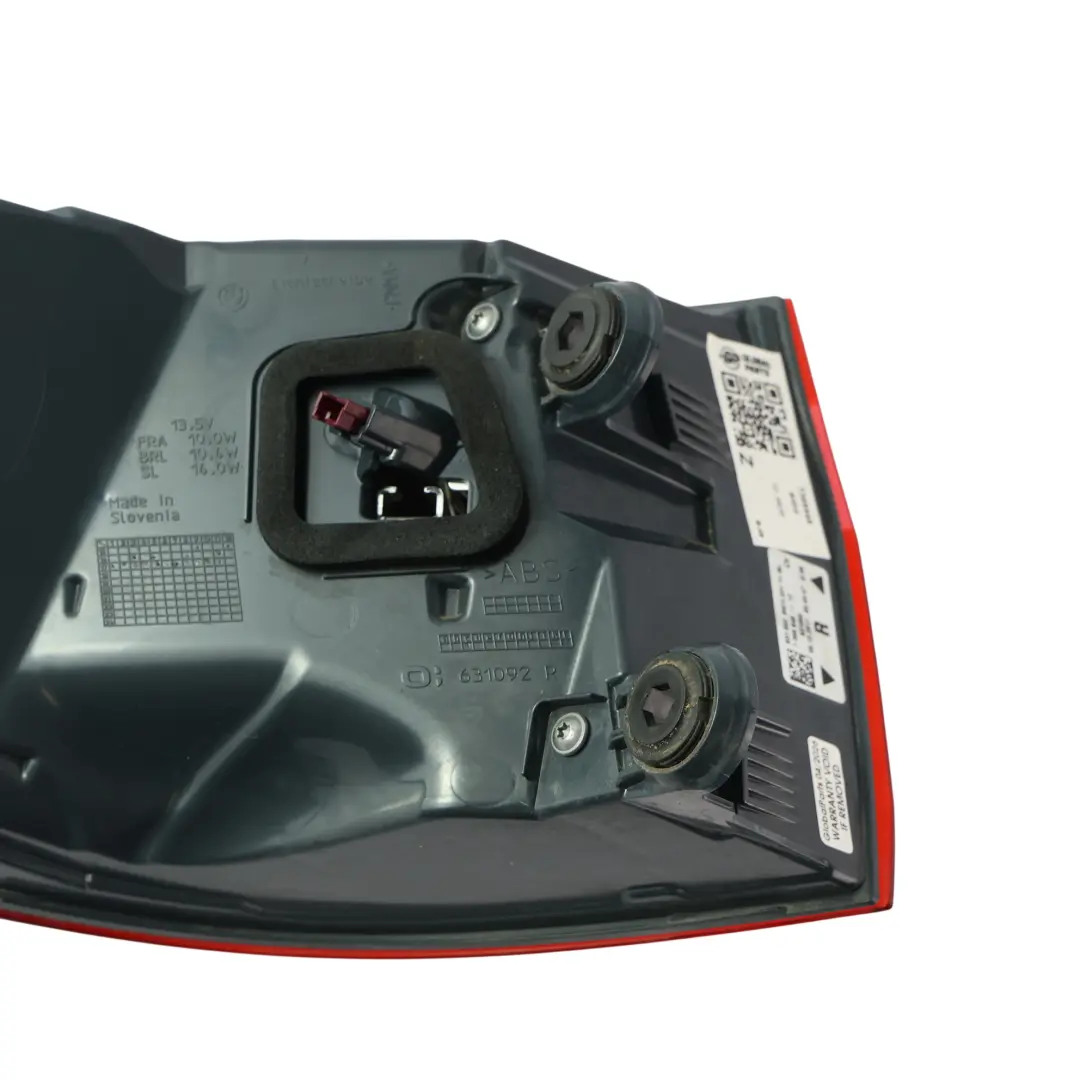 Luz Trasera Lateral Exterior Derecha para BMW G31 Touring con número de pieza 7388948 BMW G31 Touring Luz Trasera Lateral Exterior Derecha - SKU 7388948 - Número de pieza 7388948