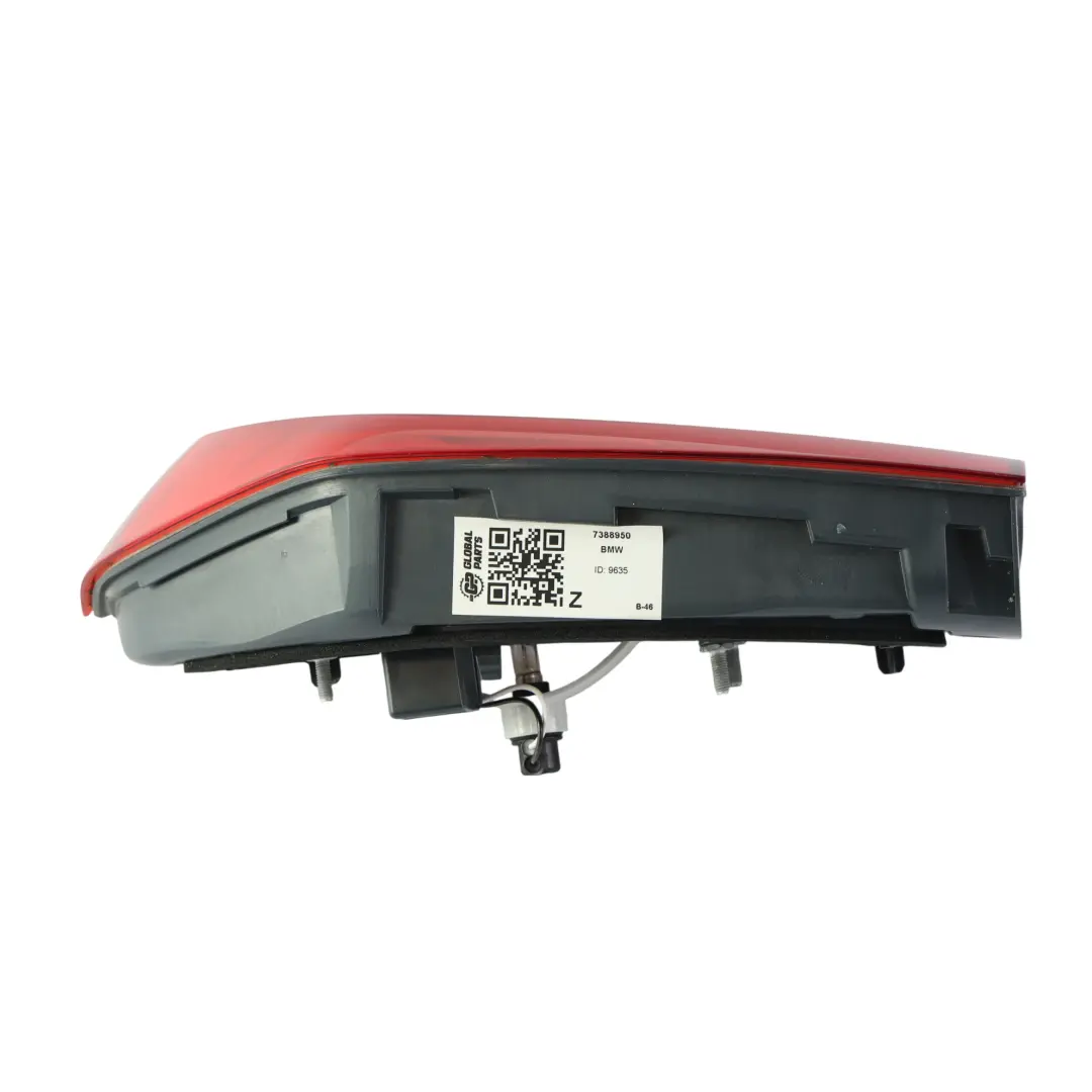 Inner Lamp Light Boot Lid Tailgate Light Right O/S to BMW G31 Touring Rear with Part number 7388950 BMW G31 Touring Rear Inner Lamp Light Boot Lid Tailgate Light Right O/S - SKU 7388950 - Part number 7388950