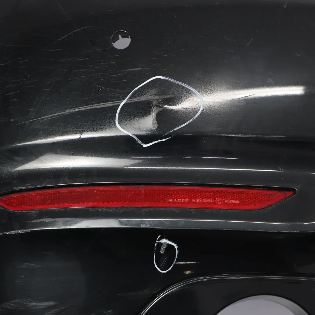 Tylny Zderzak Sport Line Black Sapphire Czarny Metalik - 475 do BMW F22 F23 o numerze 7390348 BMW F22 F23 Tylny Zderzak Sport Line Black Sapphire Czarny Metalik - 475 - SKU 7390348-BS - Numer Części 7390348