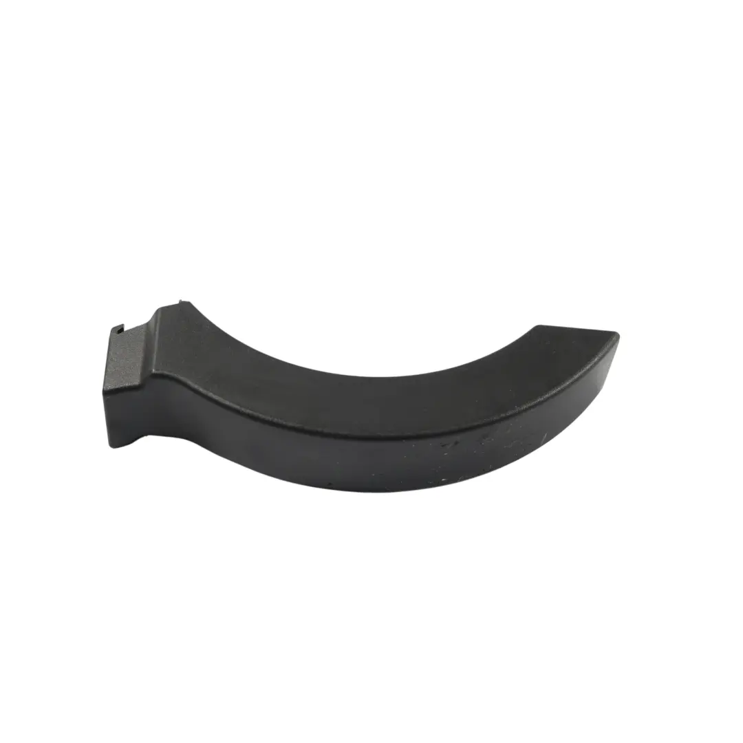 Cubierta Panel Bisagra Portón Trasero Izquierdo para BMW G31 con número de pieza 7390403 BMW G31 Cubierta Panel Bisagra Portón Trasero Izquierdo - SKU 7390403 - Número de pieza 7390403