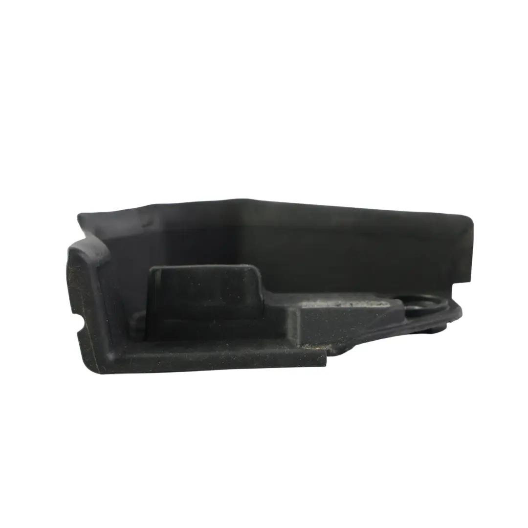 BMW G31 Touring Garniture Arrêt Hayon Arrière Droit - SKU 7390424 - Numéro de pièce 7390424