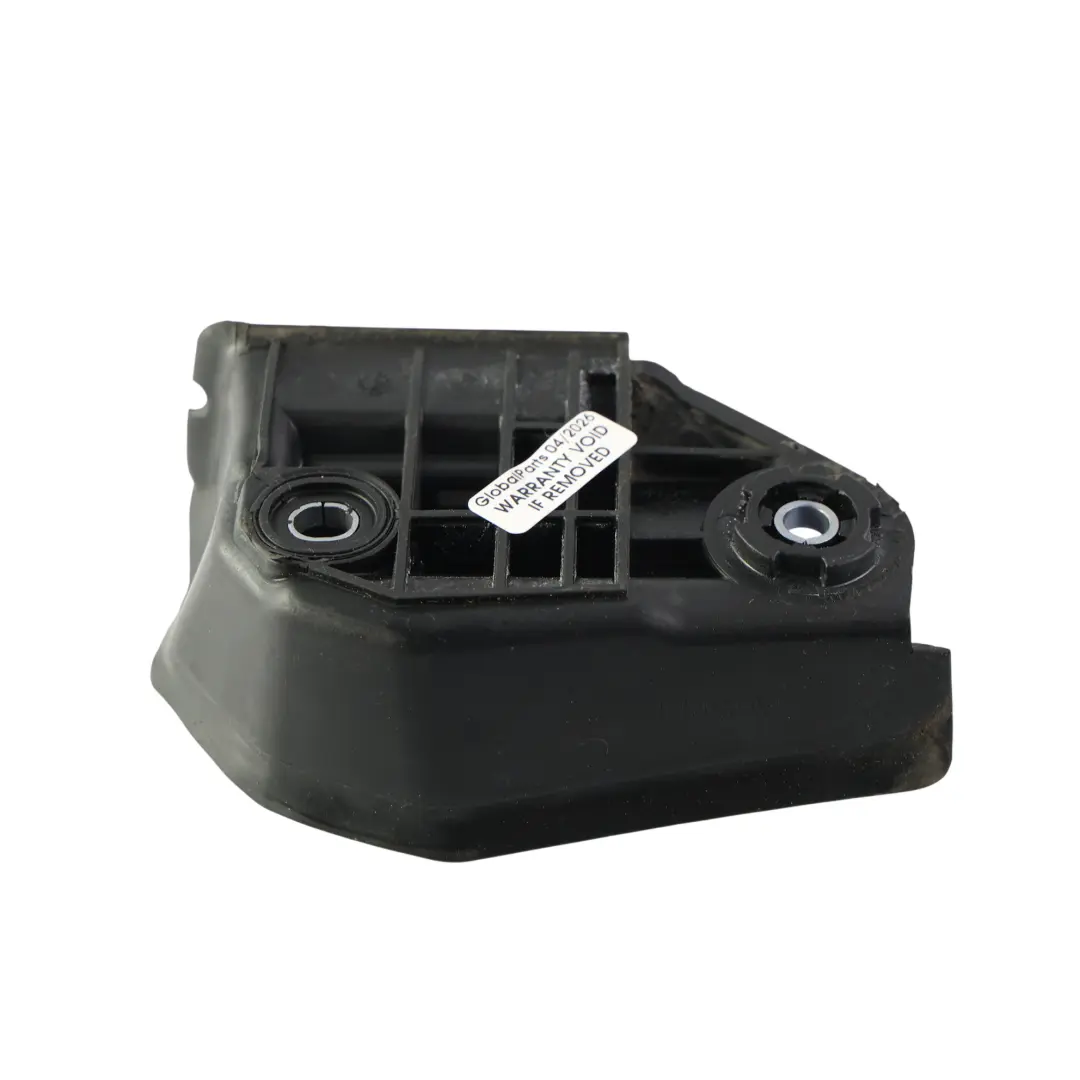 Boot Lid Stop Trim O/S to BMW G31 Touring Rear Tailgate with Part number 7390424 BMW G31 Touring Rear Tailgate Boot Lid Stop Trim O/S - SKU 7390424 - Part number 7390424