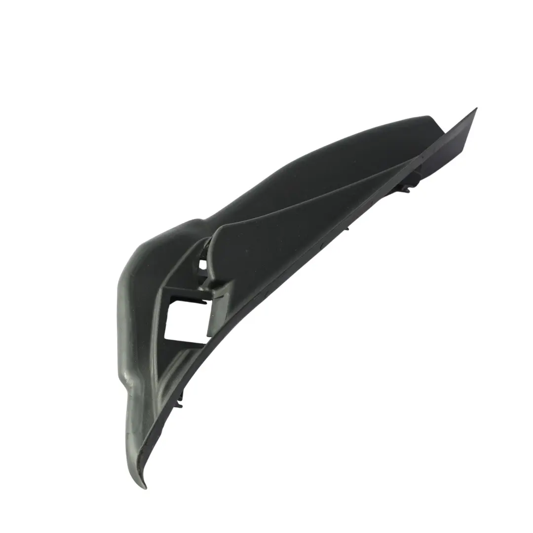 Panel Cubierta Luz Trasera Derecha para BMW G30 G31 con número de pieza 7390426 BMW G30 G31 Panel Cubierta Luz Trasera Derecha - SKU 7390426 - Número de pieza 7390426