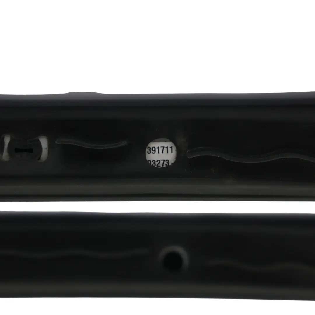 Sinistro Destro Binario Tetto Modanatura Argento Set per BMW G31 Touring con numero di parte 7391711 BMW G31 Touring Sinistro Destro Binario Tetto Modanatura Argento Set - SKU 7391711-SET - Numero di parte 7391711