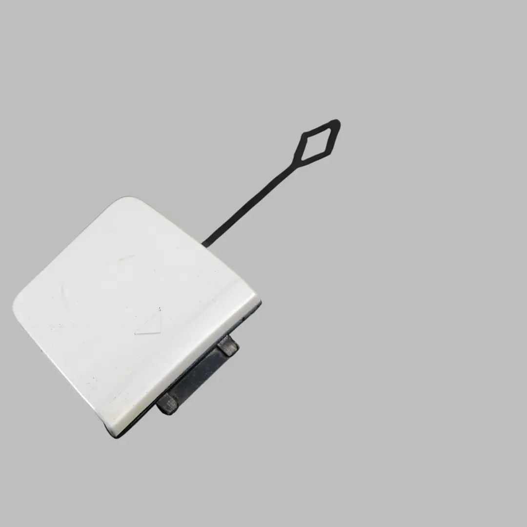 Tapa Trasera Remolque Blanco Mineral Metalico A96 para BMW F45 con número de pieza 7393792 BMW F45 Tapa Trasera Remolque Blanco Mineral Metalico A96 - SKU 7393792-MW - Número de pieza 7393792