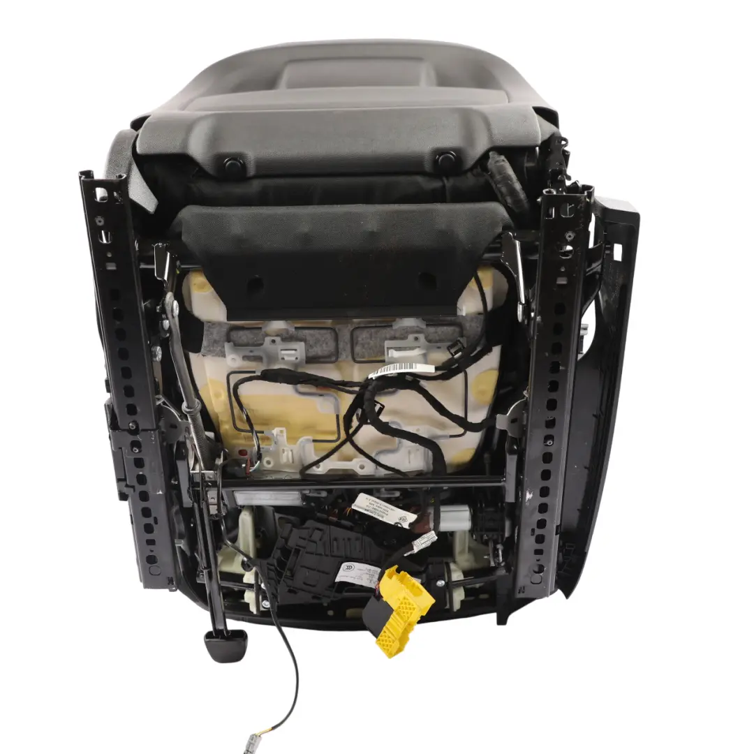 Front Seat Right O/S Heated Leather Dakota Black Interior to BMW G30 G31 with Part number 7412706 BMW G30 G31 Front Seat Right O/S Heated Leather Dakota Black Interior - SKU 7412706-1 - Part number 7412706