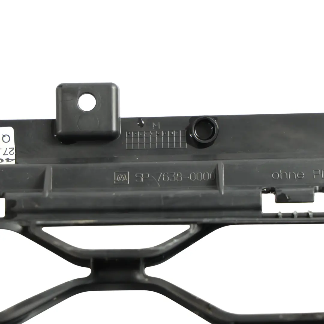 Grille Centrale Pare-Chocs Avant pour Mini F60 Countryman Cooper S à propos du numéro de pièce 7422937 Mini F60 Countryman Cooper S Grille Centrale Pare-Chocs Avant - SKU 7422937 - Numéro de pièce 7422937