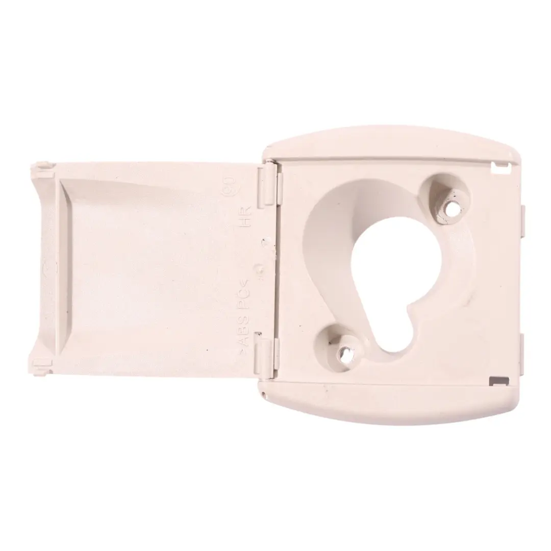 Luggage Compartment Net Cover Bracket Right O/S to BMW G31 G31 LCI Touring with Part number 7437724 BMW G31 G31 LCI Touring Luggage Compartment Net Cover Bracket Right O/S - SKU 7437724 - Part number 7437724