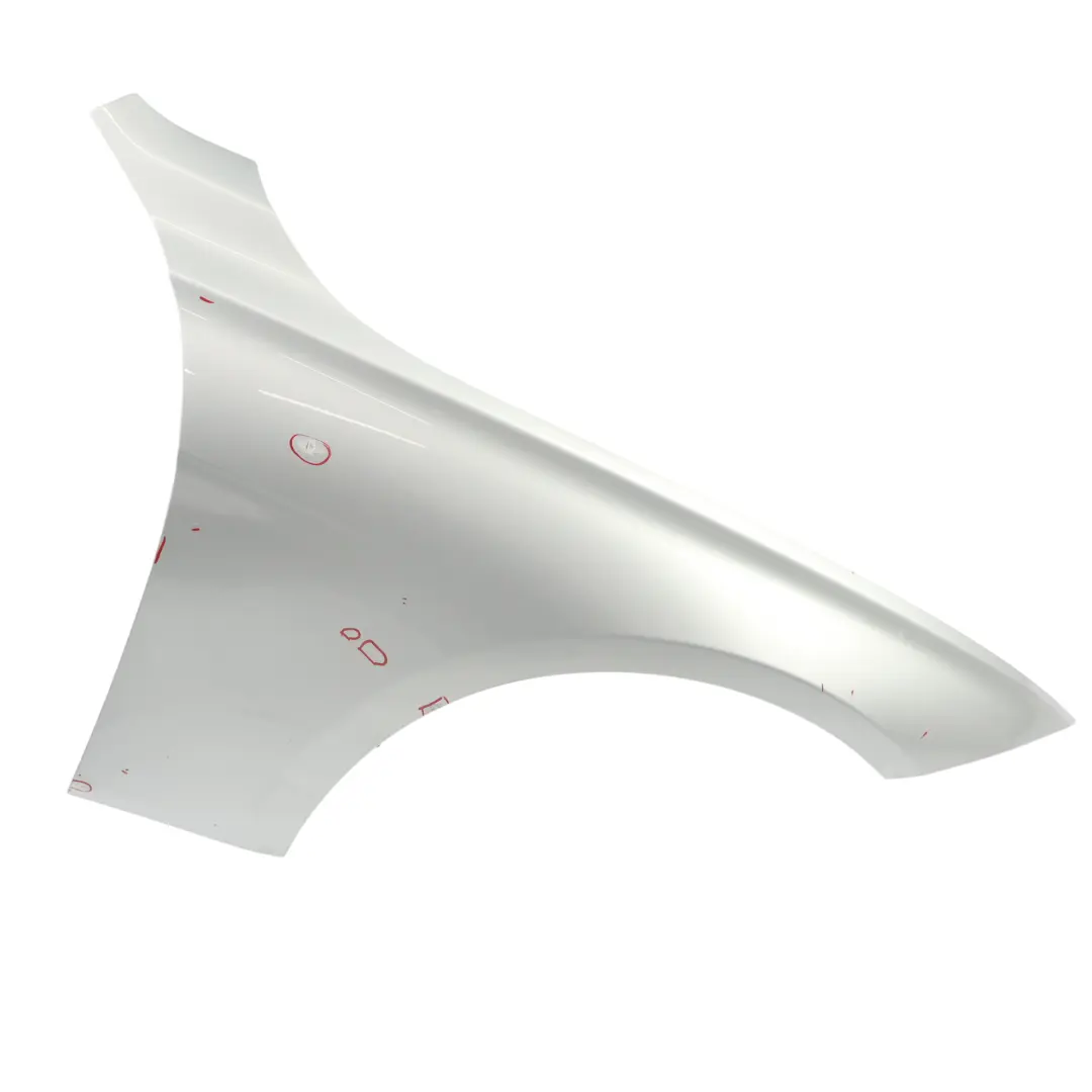 Panneau Aile Garde-Boue Avant Droit Glacier Argent Métallique A83 pour BMW F30 F31 à propos du numéro de pièce 7438440 BMW F30 F31 Panneau Aile Garde-Boue Avant Droit Glacier Argent Métallique A83 - SKU 7438440-GSB2 - Numéro de pièce 7438440