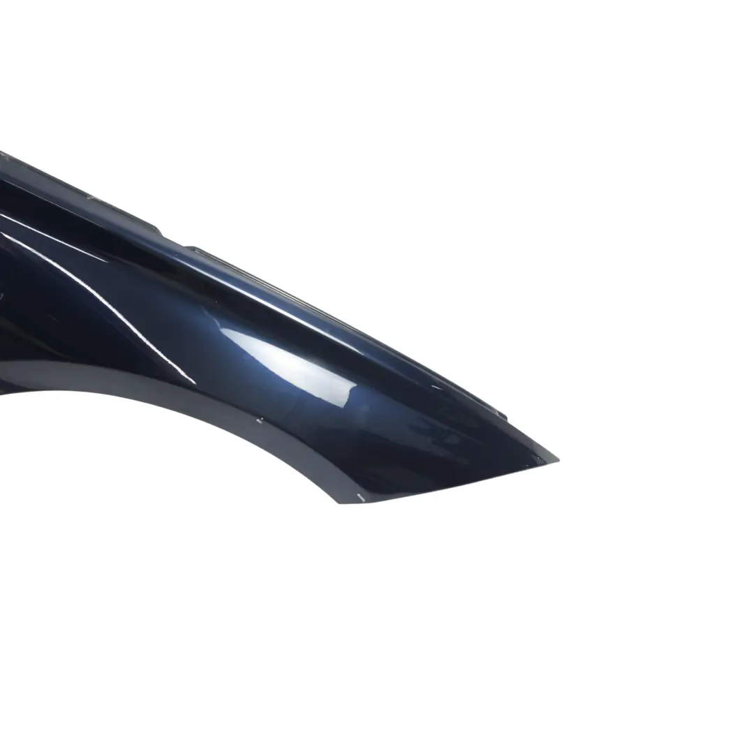 Przedni Błotnik Prawy Przód Imperial Blue - A89 do BMW F30 F31 o numerze 7438440 BMW F30 F31 Przedni Błotnik Prawy Przód Imperial Blue - A89 - SKU 7438440-IBB - Numer Części 7438440