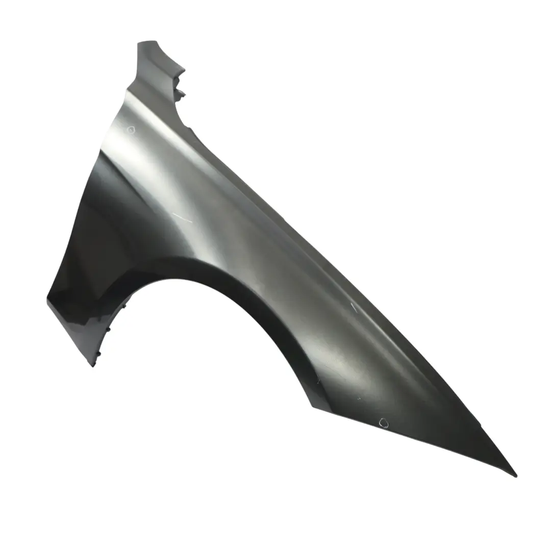 Parafango laterale anteriore destro Mineralgrau - B39 per BMW F30 F31 con numero di parte 7438440 BMW F30 F31 Parafango laterale anteriore destro Mineralgrau - B39 - SKU 7438440-MG - Numero di parte 7438440