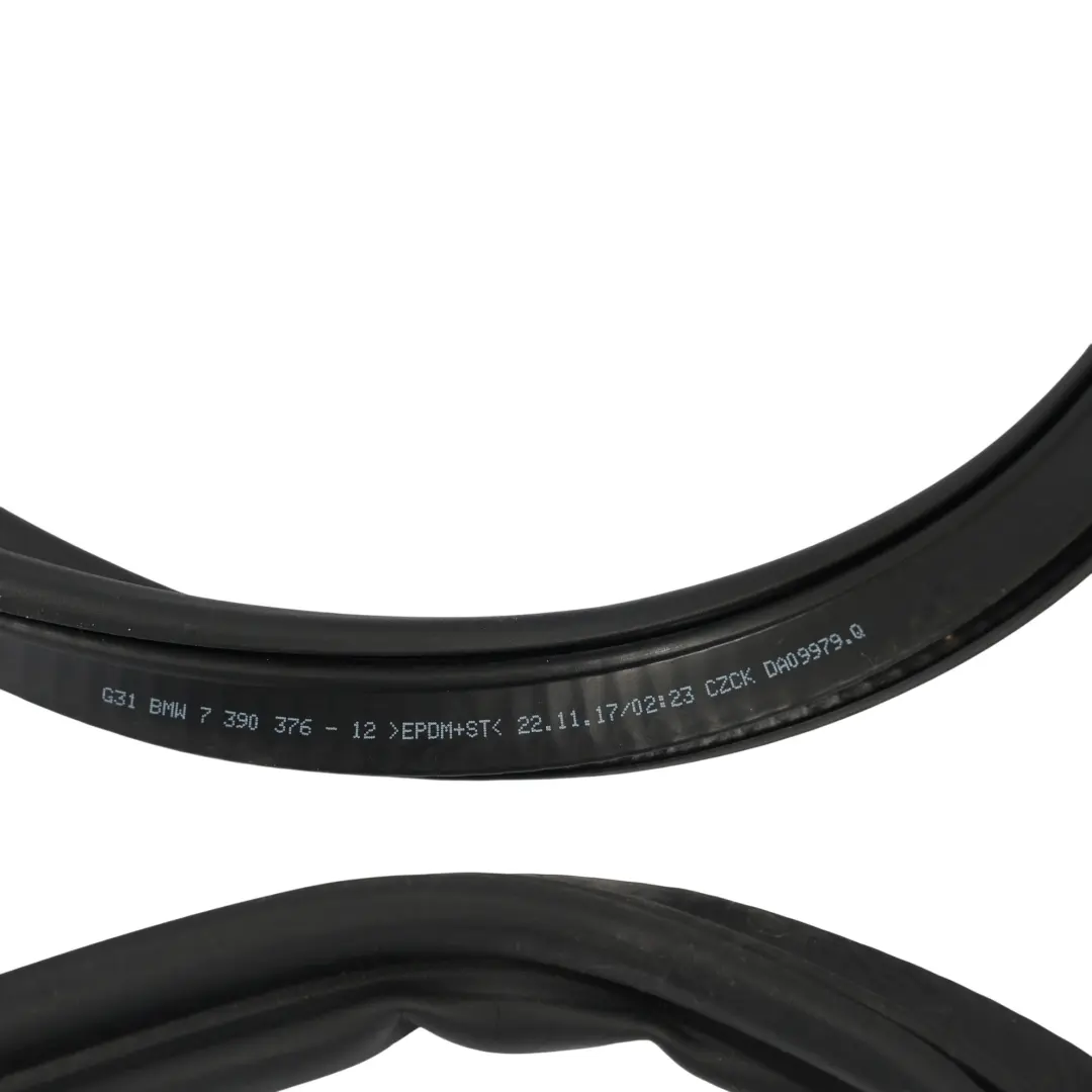 BMW G31 G31 LCI Trunk Boot Lid Tailgate Seal Gasket Rubber Weatherstrip - SKU 7441468 - Part number 7441468