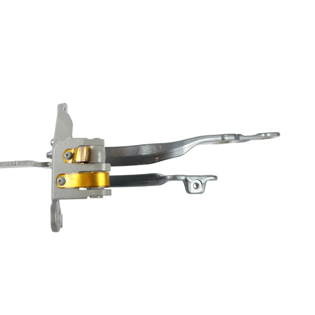 Cerniera Portellone Bagagliaio Destro Bluestone C2Y per BMW G31 G31 LCI con numero di parte 7441476 BMW G31 G31 LCI Cerniera Portellone Bagagliaio Destro Bluestone C2Y - SKU 7441476-BST - Numero di parte 7441476