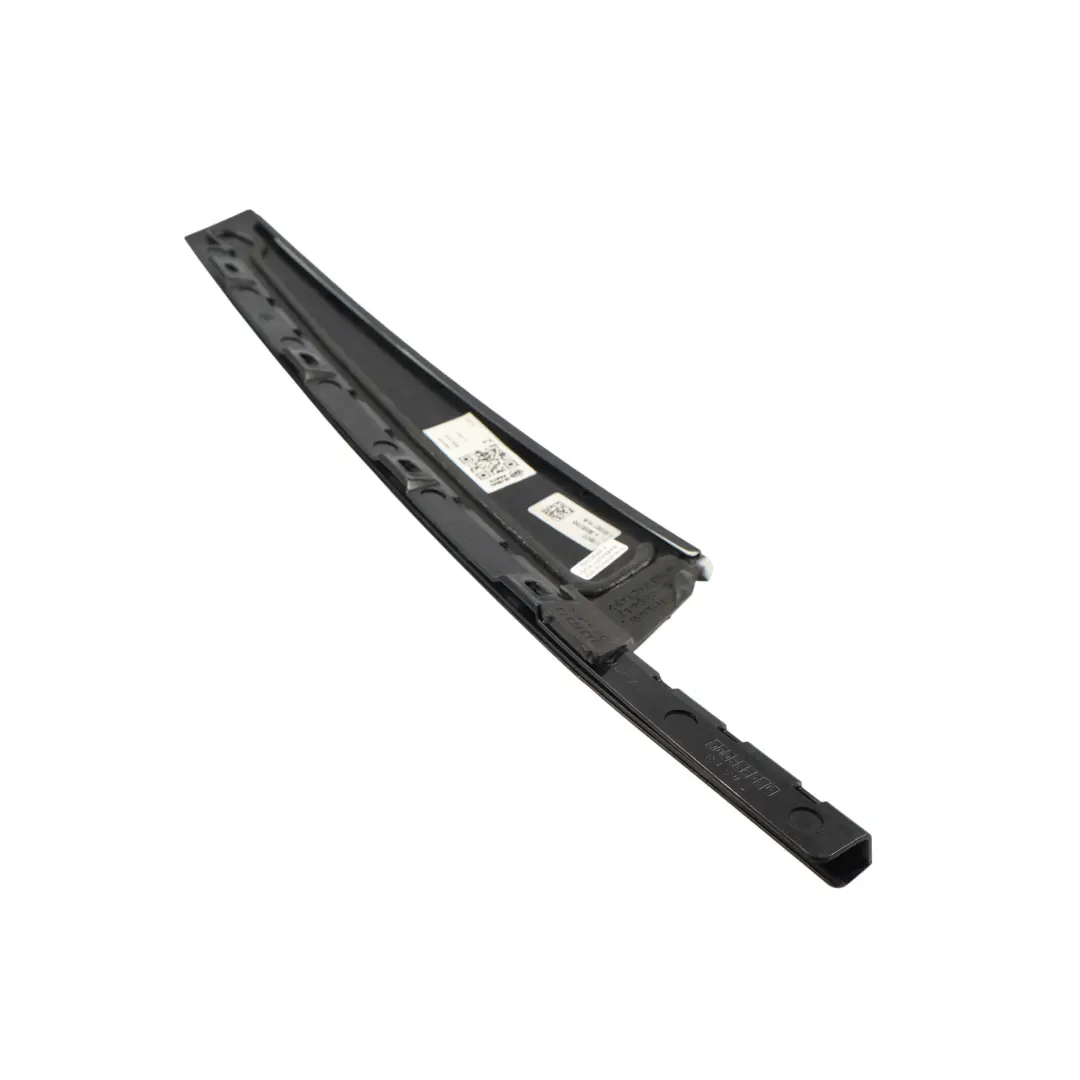 BMW G20 Moldura Pilar B Exterior Shadow Line Delantero Izquierdo - SKU 7465138 - Número de pieza 7465137