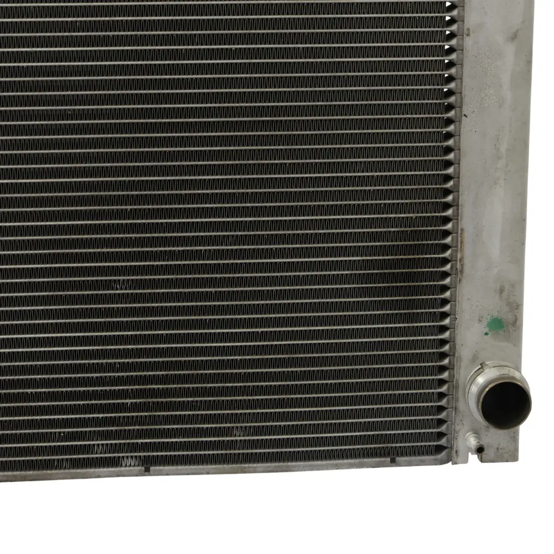 Chłodnica wody BEHR automat do BMW E60 E63 o numerze 7519209 BMW E60 E63 Chłodnica wody BEHR automat - SKU 7519209-1 - Numer Części 7519209