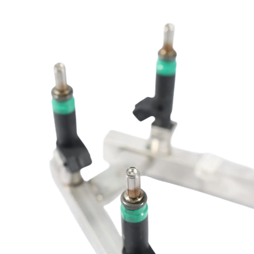 Listwa Wtryskowa Paliwa N62N Benzyna do BMW E60 E61 E63 E64 E65 o numerze 7534743 BMW E60 E61 E63 E64 E65 Listwa Wtryskowa Paliwa N62N Benzyna - SKU 7534743-1 - Numer Części 7534743
