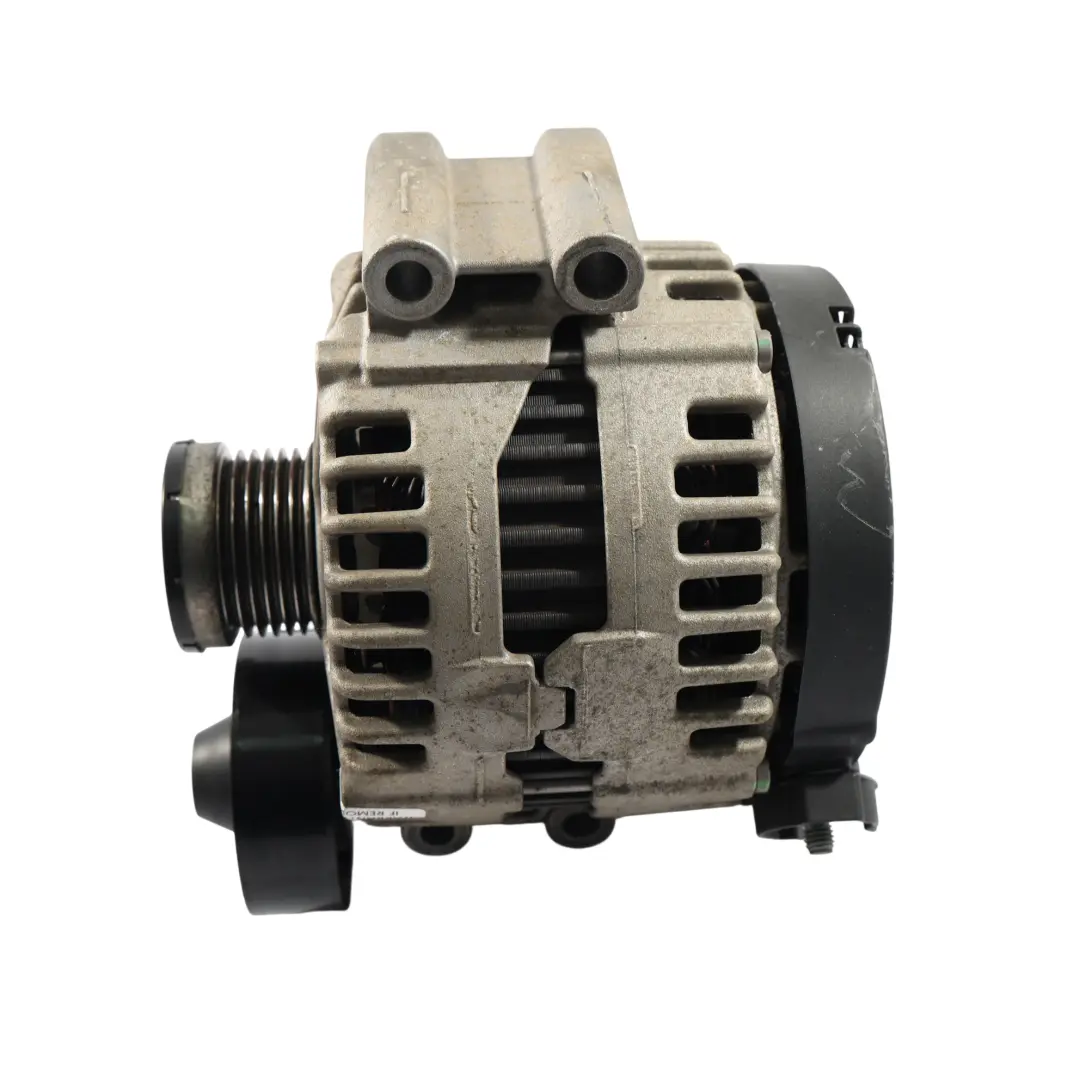 BMW E60 LCI E82 E92 LCI Alternador Generador 12V 180A Bosch 0121715012 - SKU 7555926-3 - Número de pieza 7555926