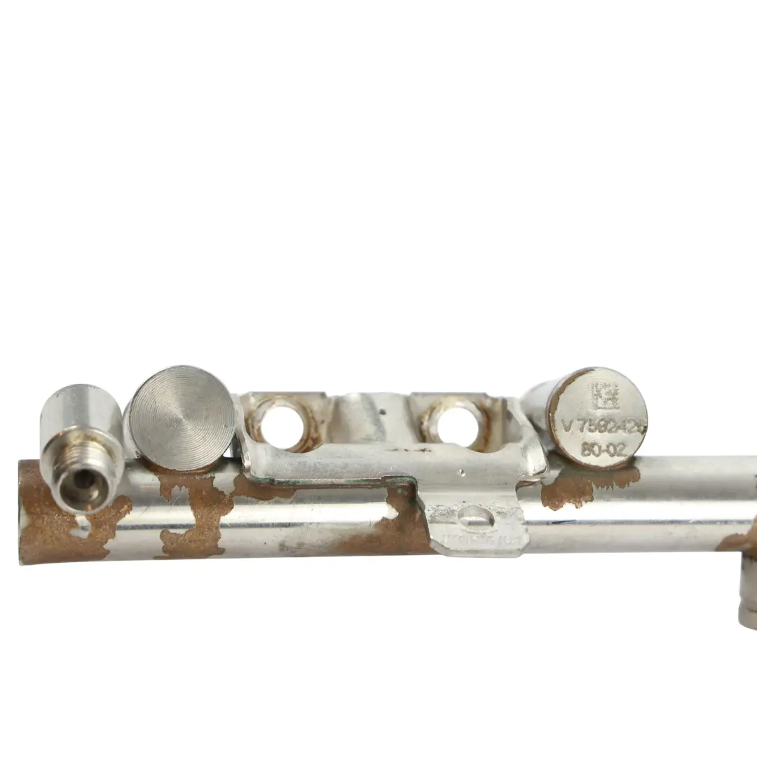 Tubo Iniettore Carburante Rail Iniezione per BMW F20 F21 F30 F31 N13 con numero di parte 7592426 BMW F20 F21 F30 F31 N13 Tubo Iniettore Carburante Rail Iniezione - SKU 7592426-2 - Numero di parte 7592426