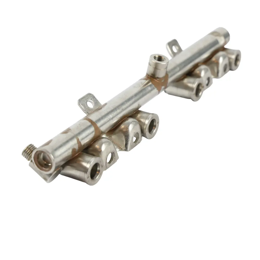 Tubo Iniettore Carburante Rail Iniezione per BMW F20 F21 F30 F31 N13 con numero di parte 7592426 BMW F20 F21 F30 F31 N13 Tubo Iniettore Carburante Rail Iniezione - SKU 7592426-2 - Numero di parte 7592426