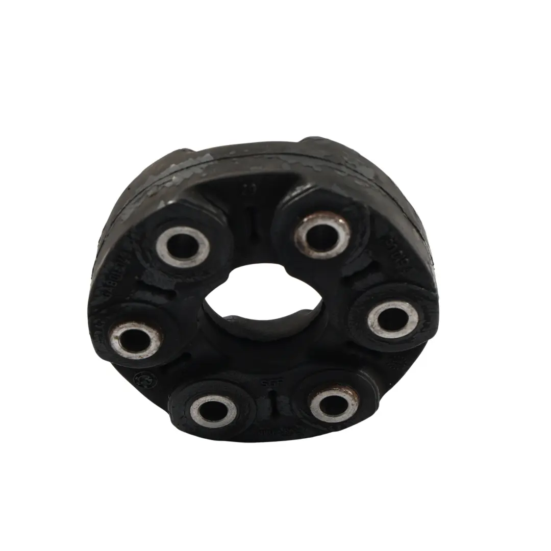 Giunto Universale Gomma Albero Trasmissione per BMW F30 F31 F36 G31 E87 E92 con numero di parte 7610061 BMW F30 F31 F36 G31 E87 E92 Giunto Universale Gomma Albero Trasmissione - SKU 7610061 - Numero di parte 7610061