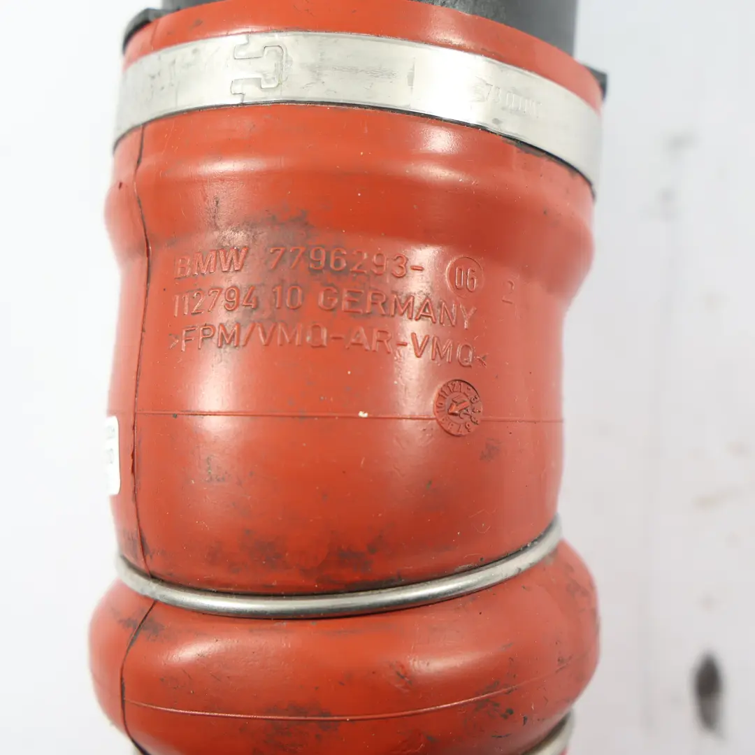 M57N Diesel Przewód Rura Intercoolera do BMW E60 E61 E63 E64 o numerze 7796293 BMW E60 E61 E63 E64 M57N Diesel Przewód Rura Intercoolera - SKU 7796293 - Numer Części 7796293