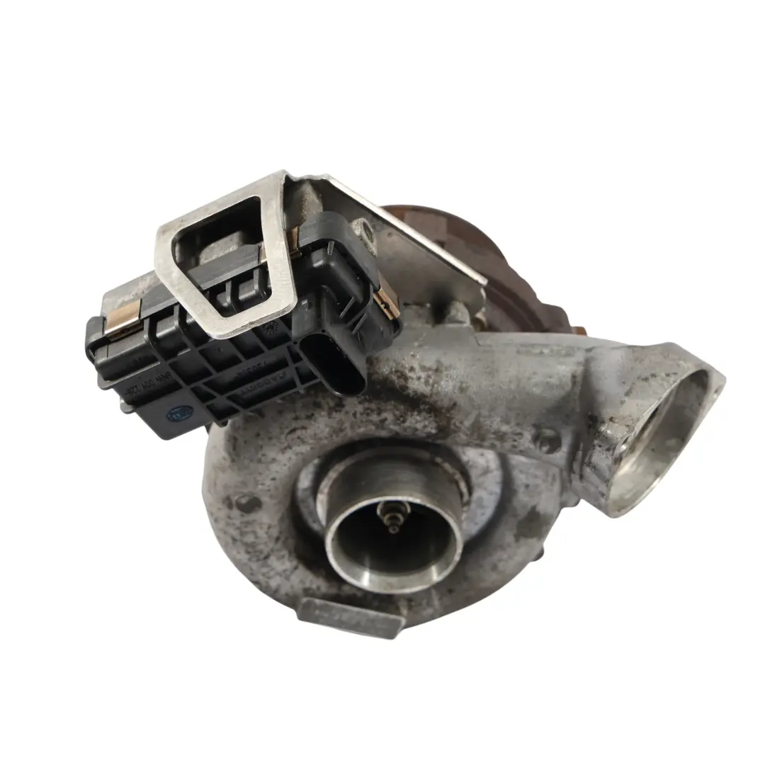 M57N2 Turbine Turbocharger to BMW E90 E91 E92 E93 325d 330d with Part number 7796311 BMW E90 E91 E92 E93 325d 330d M57N2 Turbine Turbocharger - SKU 7796311-1 - Part number 7796311