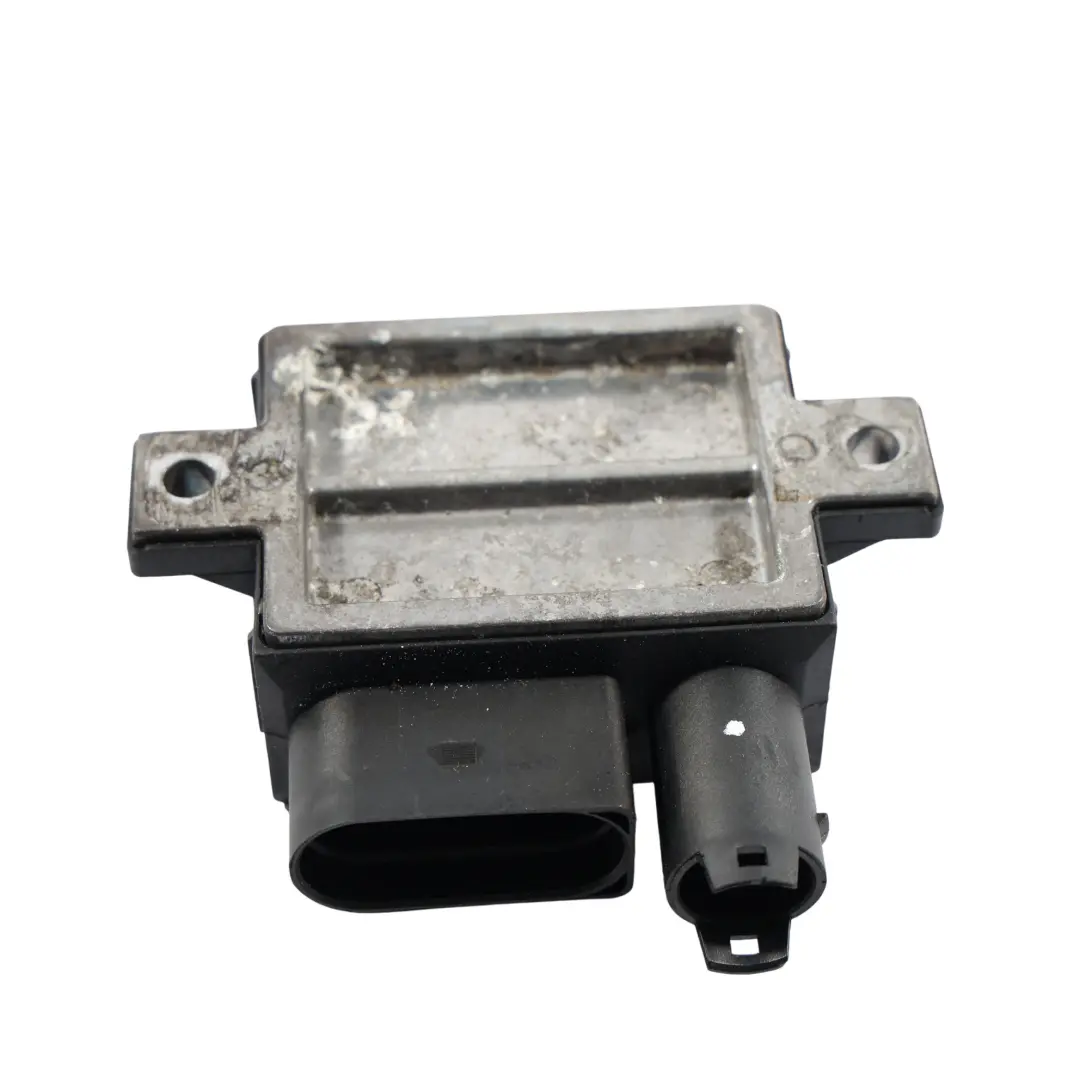 Glow Plug Control Module Unit Hitachi M47N2 to BMW E60 X3 E83 E87 E90 with Part number 7801200 BMW E60 X3 E83 E87 E90 Glow Plug Control Module Unit Hitachi M47N2 - SKU 7801200-3 - Part number 7801200