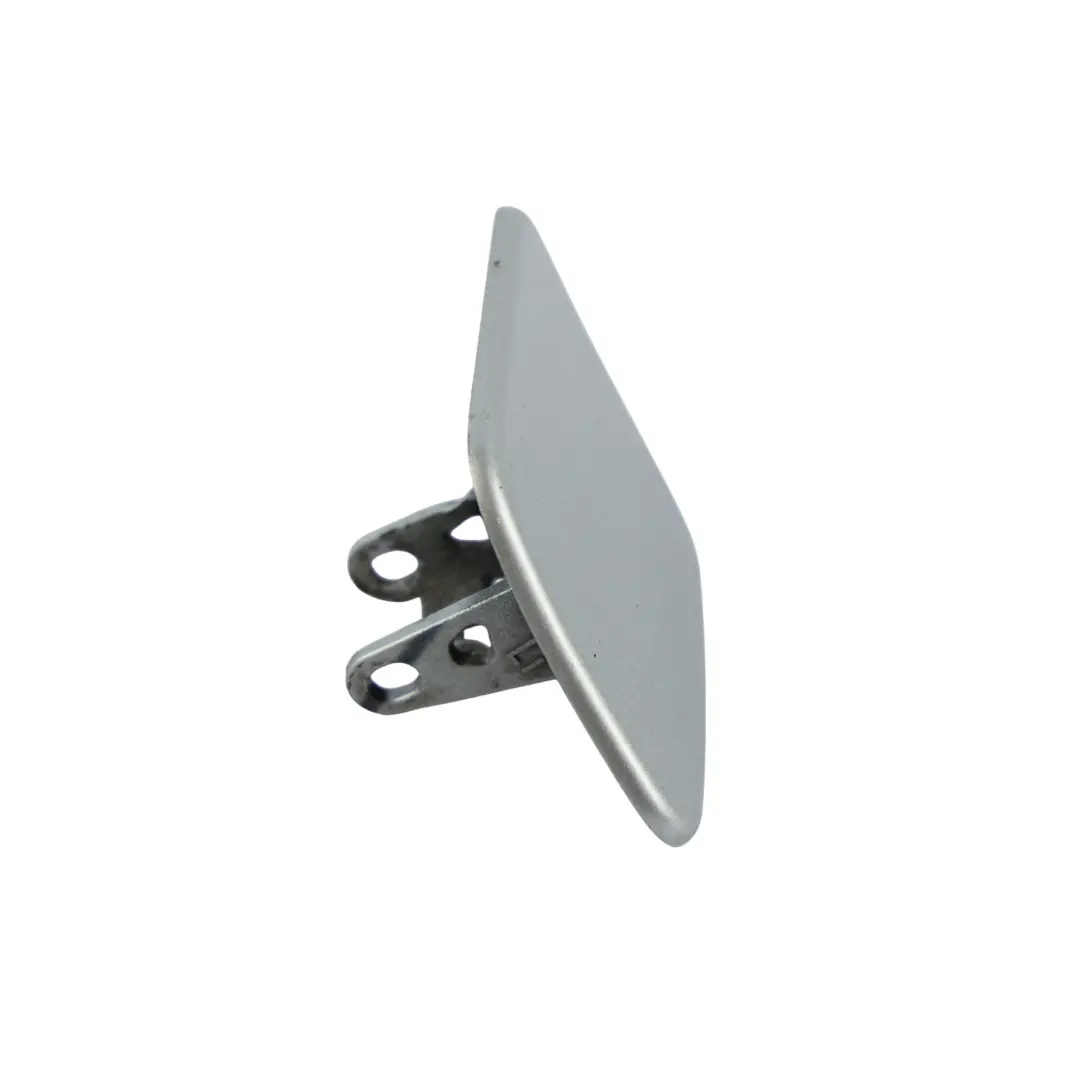 Sportello Ugello Lavavetro Faro Sinistro Titanio Argento 354 per BMW E81 E87 con numero di parte 7837431 BMW E81 E87 Sportello Ugello Lavavetro Faro Sinistro Titanio Argento 354 - SKU 7837431-TS - Numero di parte 7837431