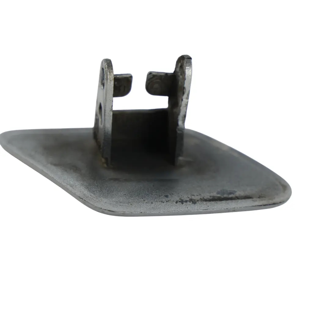 BMW E81 E87 Tapa Boquilla Lavafaros Parachoques Delantero Izquierdo Titansilber - SKU 7837431-TS - Número de pieza 7837431