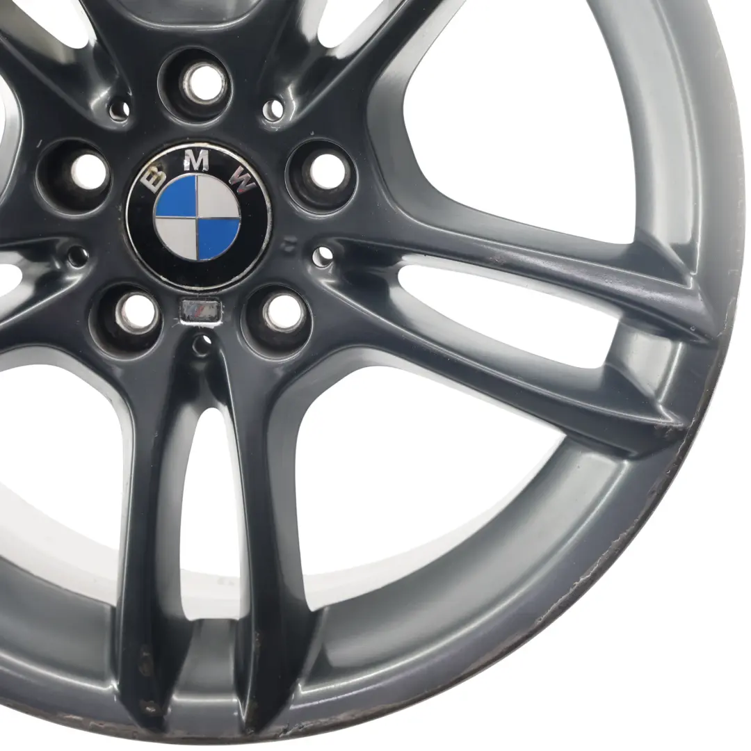 Jante avant grise en alliage 18" 7,5J M a double rayon 261 pour BMW E81 E87 à propos du numéro de pièce 7842607 BMW E81 E87 Jante avant grise en alliage 18" 7,5J M a double rayon 261 - SKU 7842607-1 - Numéro de pièce 7842607