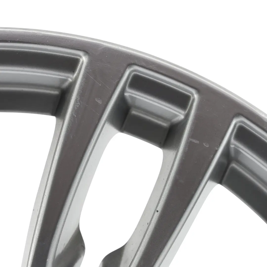 Cerchio Anteriore lega 19" 8J ET:36 M Star Spoke 403 per BMW F30 F31 F32 con numero di parte 7845882 BMW F30 F31 F32 Cerchio Anteriore lega 19" 8J ET:36 M Star Spoke 403 - SKU 7845882-10 - Numero di parte 7845882