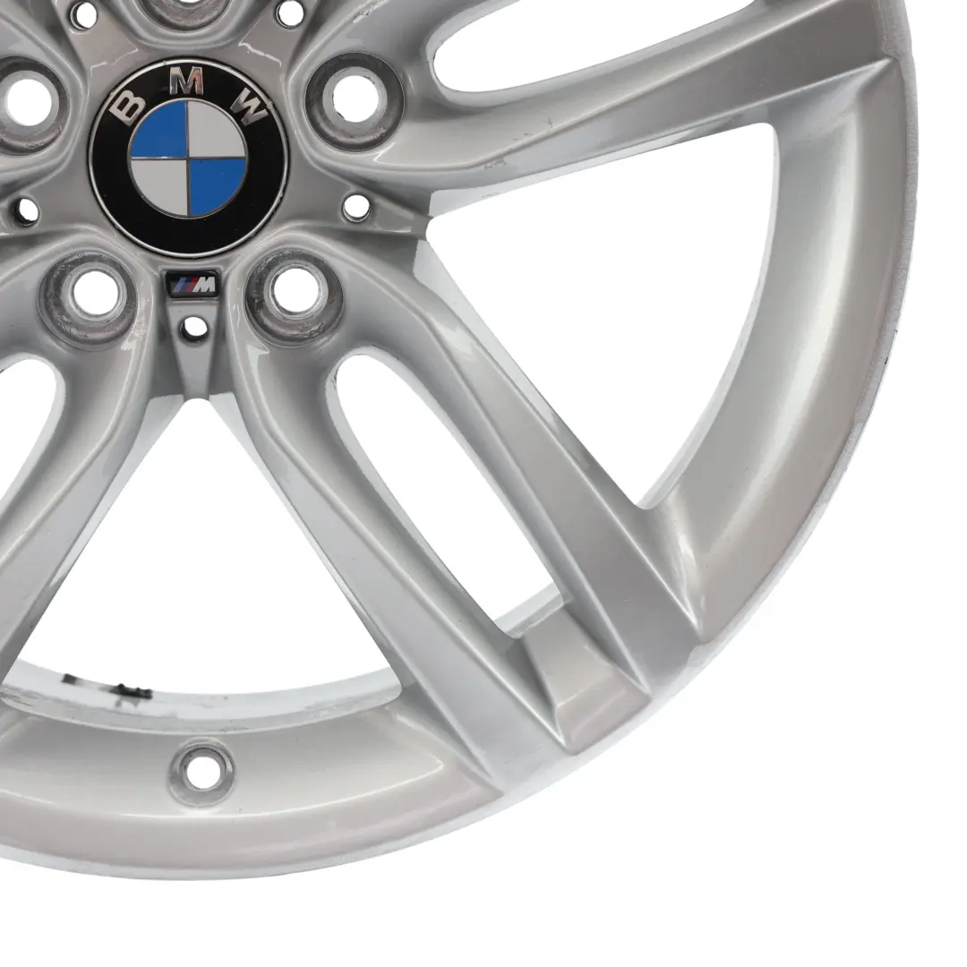 Cerchio in lega argento 18" 7,5J ET:45 M Doppie razze 461 per BMW F20 F21 con numero di parte 7846784 BMW F20 F21 Cerchio in lega argento 18" 7,5J ET:45 M Doppie razze 461 - SKU 7846784-2 - Numero di parte 7846784