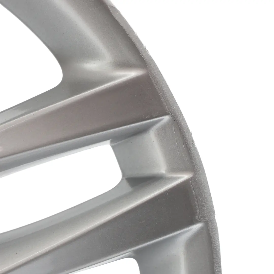 Cerchio in lega argento 18" 7,5J ET:45 M Doppie razze 461 per BMW F20 F21 con numero di parte 7846784 BMW F20 F21 Cerchio in lega argento 18" 7,5J ET:45 M Doppie razze 461 - SKU 7846784-2 - Numero di parte 7846784