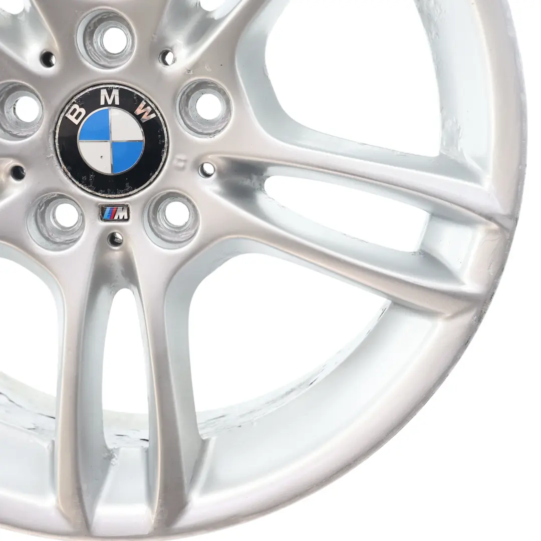 Silber Vorne Felge Alufelge 18" M Doppelspeiche 261 7,5J für BMW E81 E87 mit Teilenummer 7891050 BMW E81 E87 Silber Vorne Felge Alufelge 18" M Doppelspeiche 261 7,5J - SKU 7891050-1 - Teilenummer 7891050