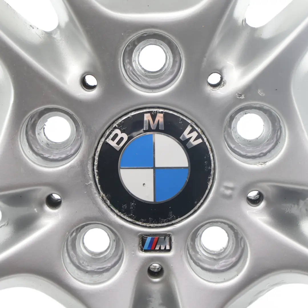 Silber Vorne Felge Alufelge 18" M Doppelspeiche 261 7,5J für BMW E81 E87 mit Teilenummer 7891050 BMW E81 E87 Silber Vorne Felge Alufelge 18" M Doppelspeiche 261 7,5J - SKU 7891050-1 - Teilenummer 7891050
