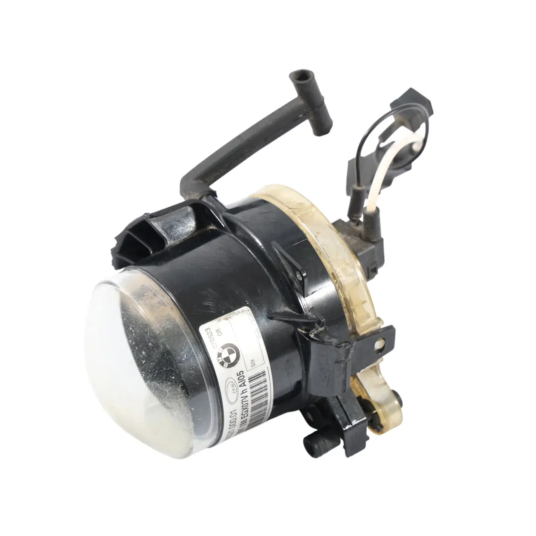 Lampa Przeciwmgłowa Przednia Prawa do BMW E60 E61 o numerze 7897188 BMW E60 E61 Lampa Przeciwmgłowa Przednia Prawa - SKU 7897188-1 - Numer Części 7897188