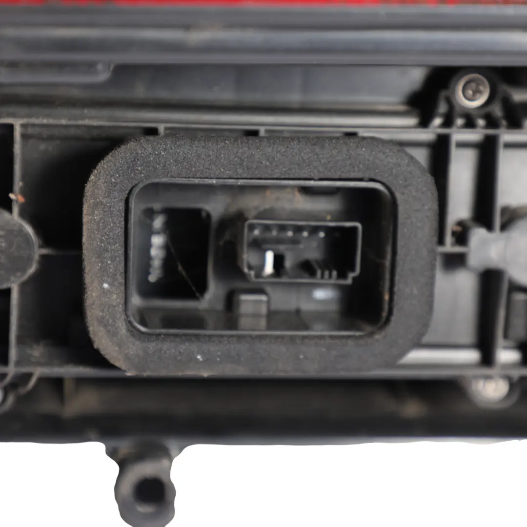 Mk2 Rear Lamp Tail Light Left N/S to VW Volkswagen Crafter with Part number 7C0945095J VW Volkswagen Crafter Mk2 Rear Lamp Tail Light Left N/S - SKU 7C0945095J - Part number 7C0945095J