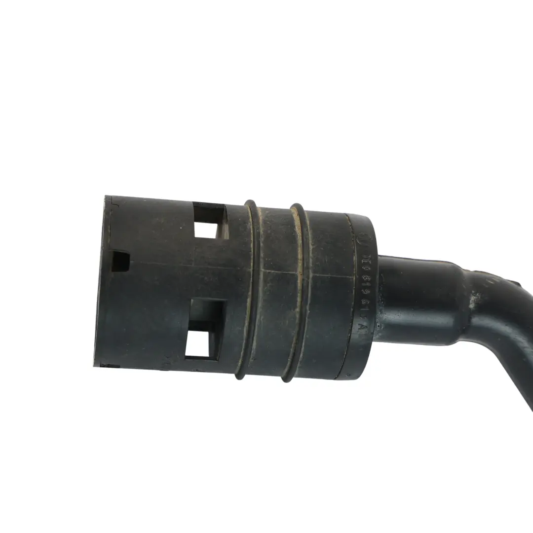 Manguera Tubo Amortiguador Calefactor para Volkswagen Transporter T5 con número de pieza 7E0129661A Volkswagen Transporter T5 Manguera Tubo Amortiguador Calefactor - SKU 7E0129661A - Número de pieza 7E0129661A