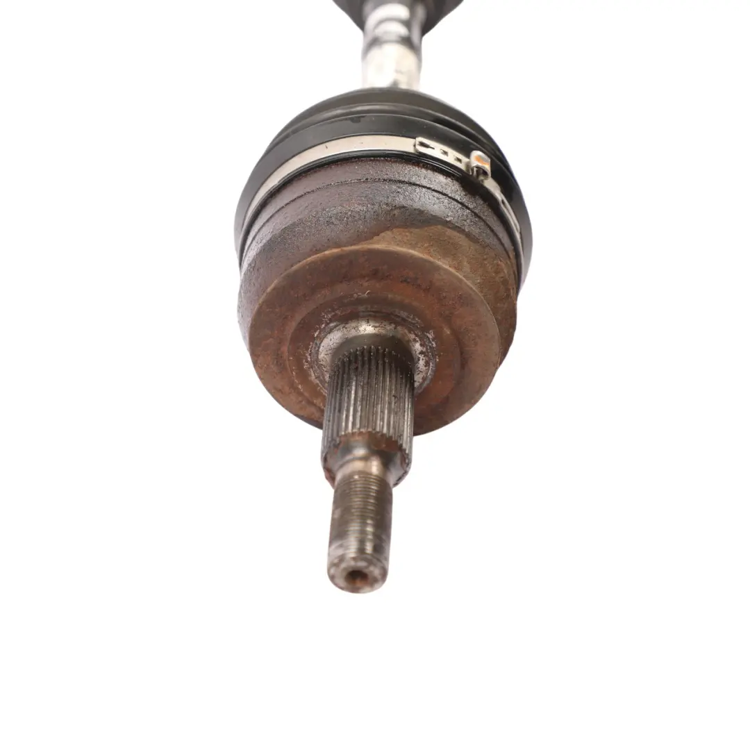 Front Axle Driveshaft Right O/S 2.5 TDI to VW Volkswagen Transporter T5 with Part number 7E0407272BB VW Volkswagen Transporter T5 Front Axle Driveshaft Right O/S 2.5 TDI - SKU 7E0407272BB - Part number 7E0407272BB
