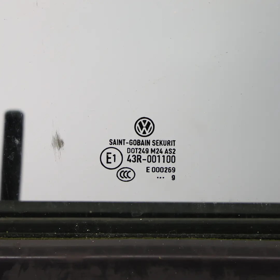 Porta Anteriore Destra Rosso Murano C3X per Volkswagen Transporter T6 con numero di parte 7E0831056F Volkswagen Transporter T6 Porta Anteriore Destra Rosso Murano C3X - SKU 7E0831056F-MUR - Numero di parte 7E0831056F