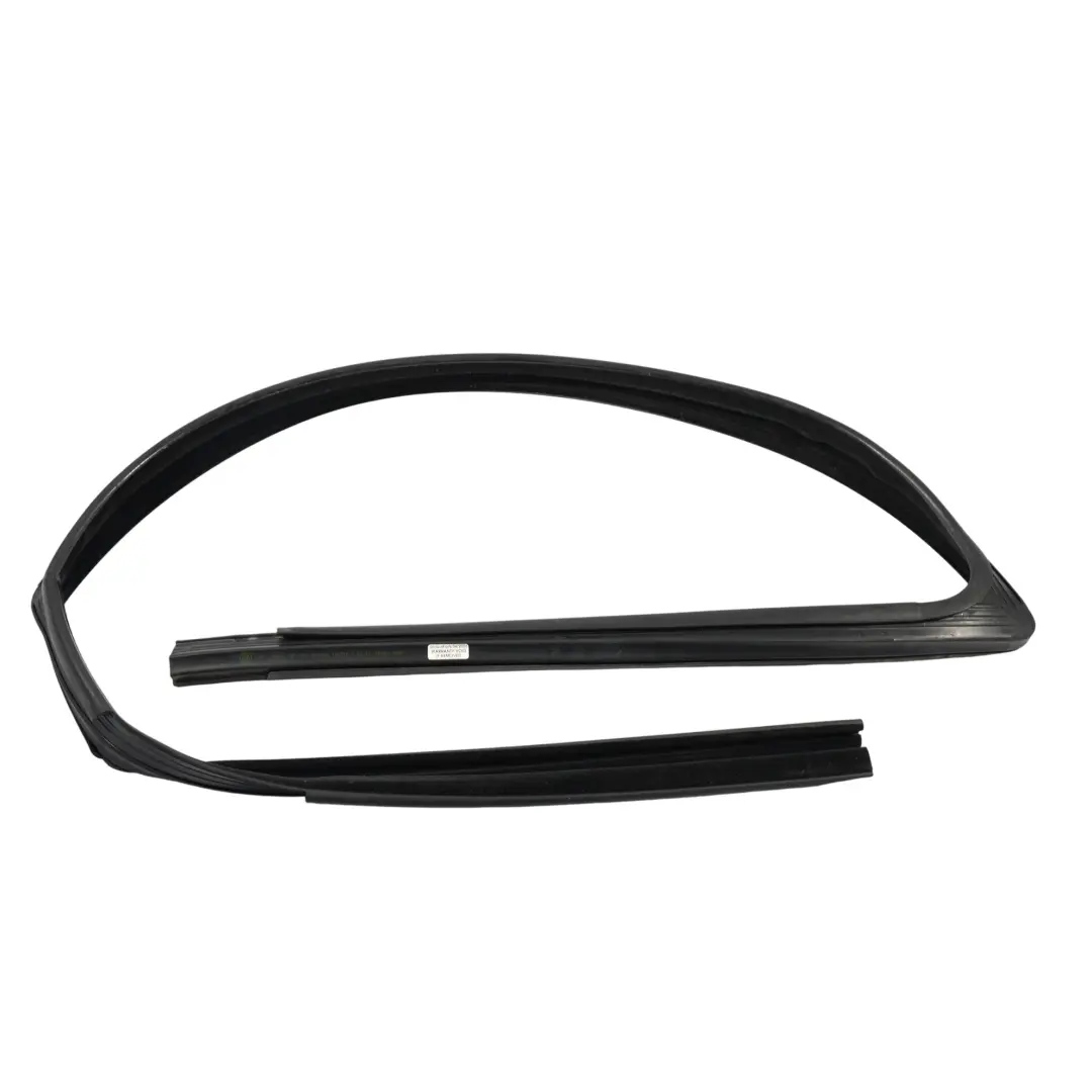 Guarnizione Vetro Porta Anteriore Destra 7E0837434 per Volkswagen Transporter T5 con numero di parte 7E0837434C Volkswagen Transporter T5 Guarnizione Vetro Porta Anteriore Destra 7E0837434 - SKU 7E0837434C - Numero di parte 7E0837434C