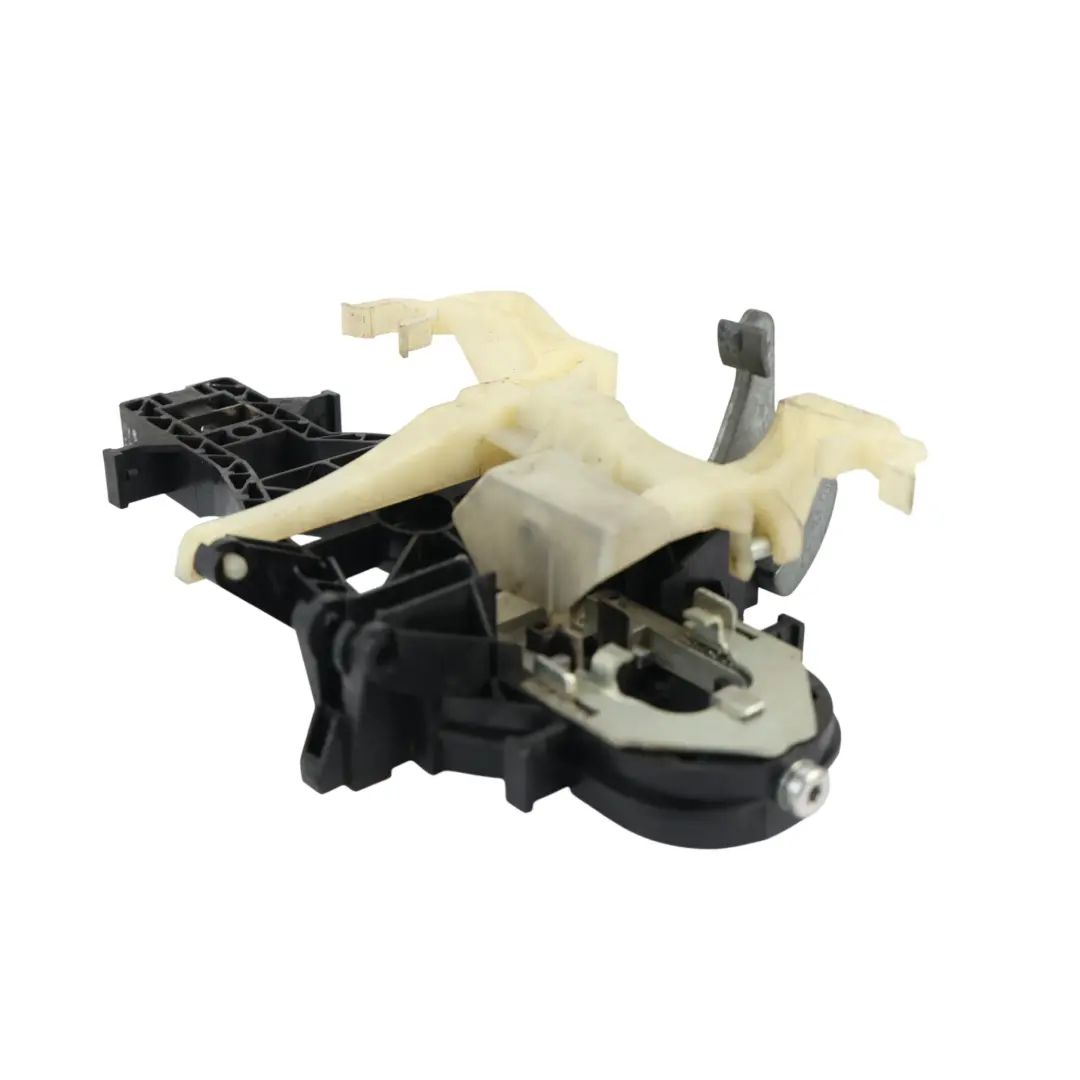 Mocowanie Uchwyt Klamki Drzwi Przesuwne Prawo do VW Transporter T5 o numerze 7E0843352E VW Transporter T5 Mocowanie Uchwyt Klamki Drzwi Przesuwne Prawo - SKU 7E0843352E - Numer Części 7E0843352E