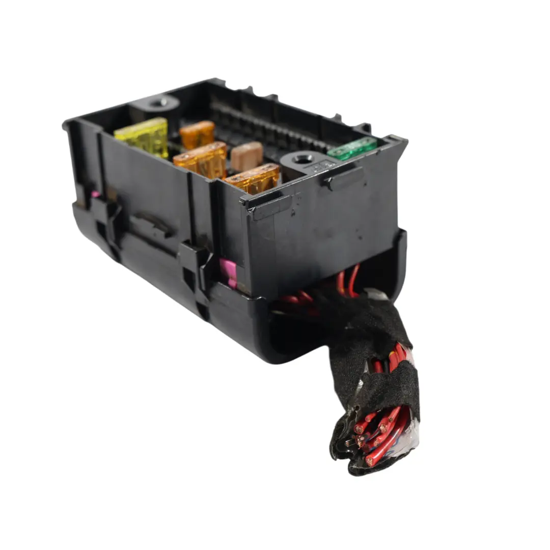 Fuse Box Control Module Unit to Volkswagen Transporter T5 with Part number 7E0937617 Volkswagen Transporter T5 Fuse Box Control Module Unit - SKU 7E0937617-1 - Part number 7E0937617